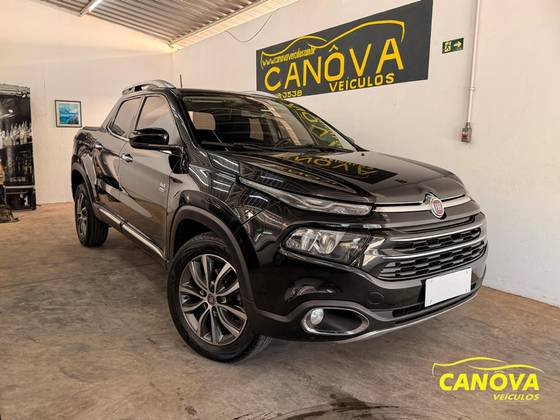 FIAT TORO 2.0 16V TURBO DIESEL VOLCANO 4WD AT9 FIAT TORO 2.0 16V TURBO DIESEL VOLCANO 4WD AT9